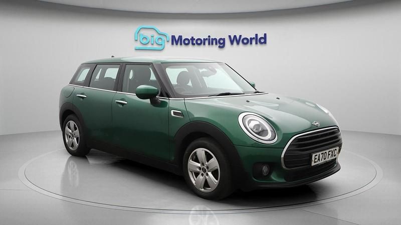 Green Used 2020 Mini Cooper Clubman Classic Estate | £14,000 (Good price) - Image 1/4