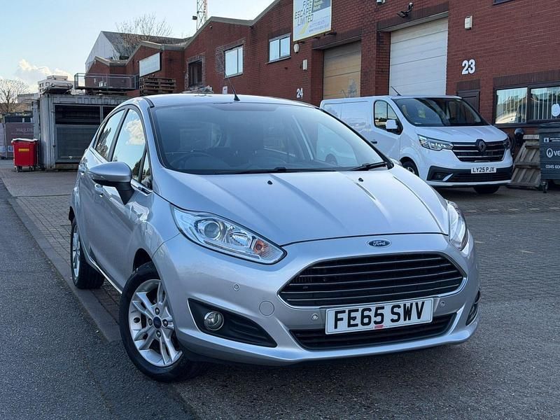 Used Ford Fiesta Zetec 2016 Silver Hatchback