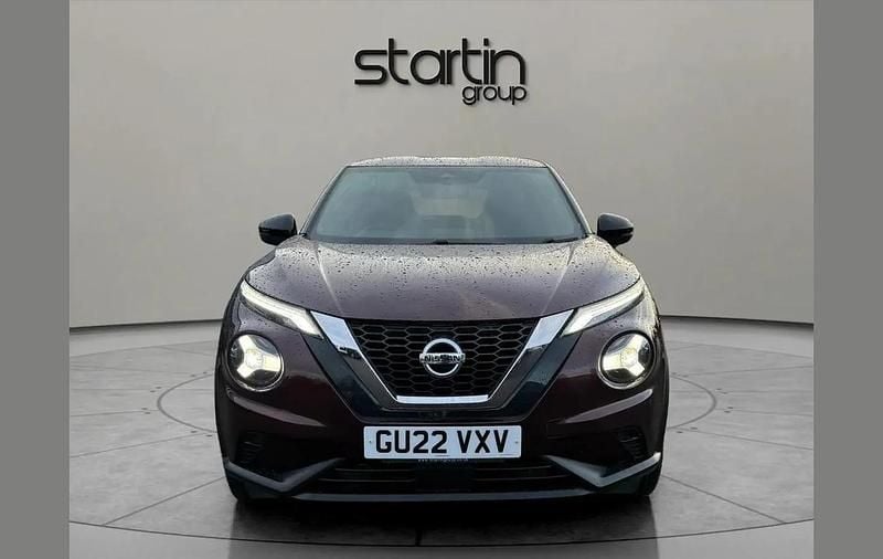 Used Nissan Juke N-Connecta 112 HP (82 kW) 2022 Red SUV