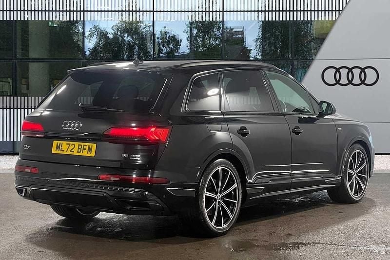 Used Audi Q7 Black Edition 340 HP (250 kW) 2022 Black SUV