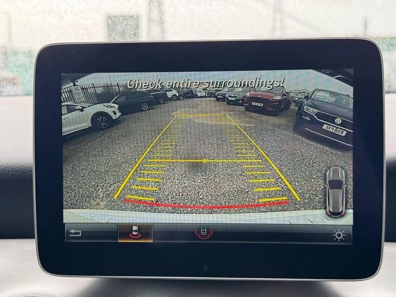 Used Mercedes GLA200 AMG line 136 HP (100 kW) 2016 White SUV