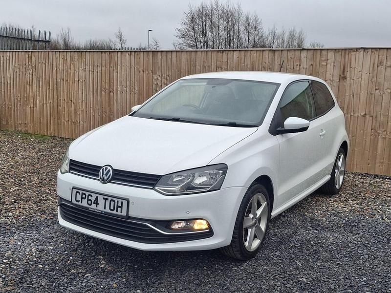 Used VW Polo SEL 2015 White Hatchback