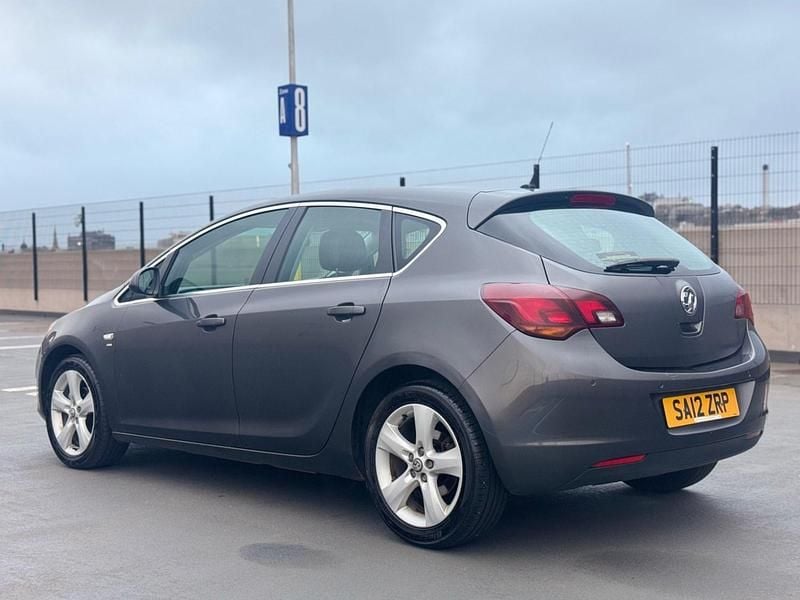 Second-hand Vauxhall Astra SRi 2012 Gri Hatchback