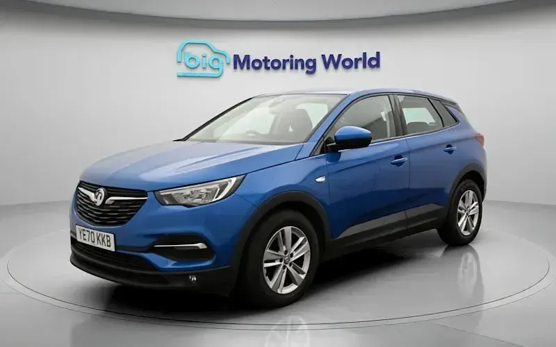 Used Vauxhall Grandland X S 131 HP (96 kW) 2020 Blue SUV