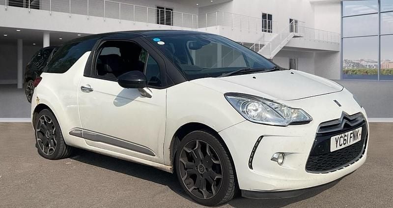 White Used 2011 Citroën DS3 Hatchback | £1,485 (Good price) - Image 1/4