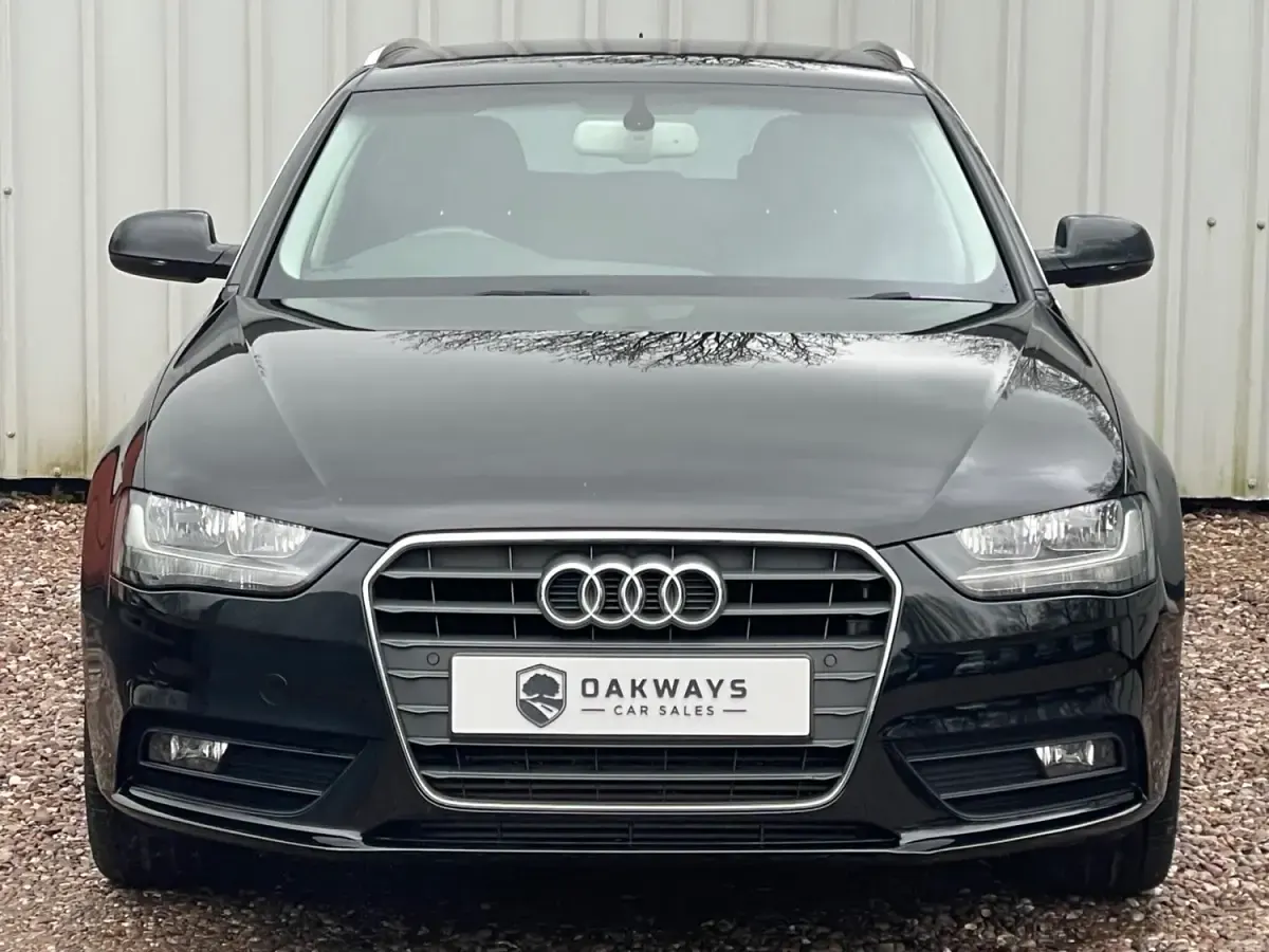 Begagnad Audi A4 150 HK (110 kW) 2014 Svart Kombi