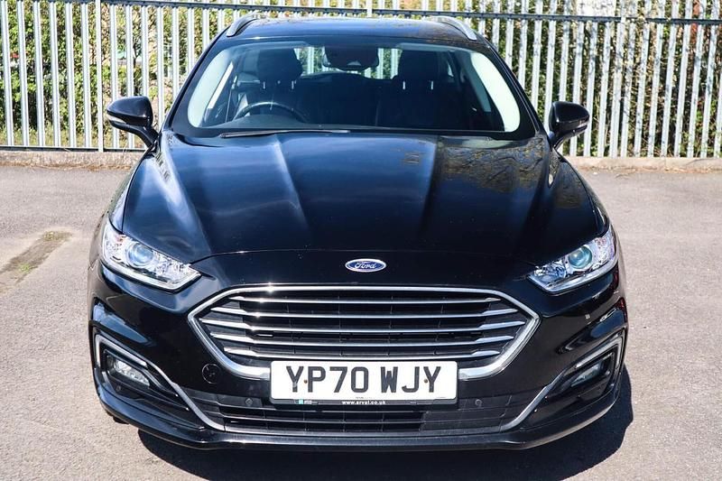 Used Ford Mondeo Titanium 184 HP (135 kW) 2020 Black Estate