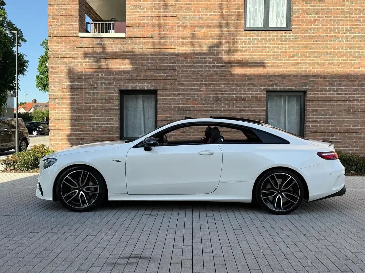 Käytetty Mercedes E53 AMG Premium 2019 Valkoinen Coupe - kaksiovinen