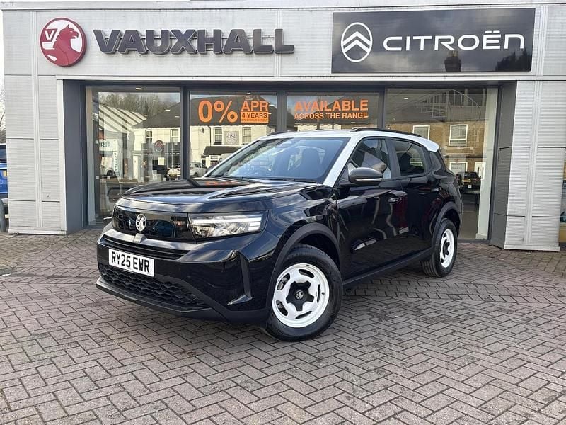 New Vauxhall Frontera Design Edition 81 kW (111 HP) 2025 Black SUV