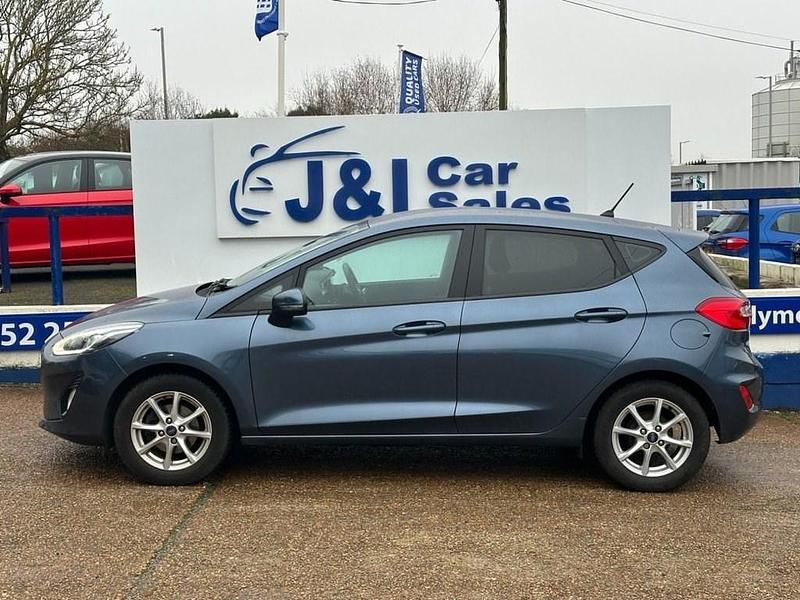 Used Ford Fiesta Zetec 85 HP (62 kW) 2018 Blue Hatchback