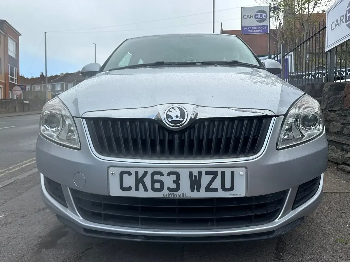 Used Skoda Fabia SE 69 HP (50 kW) 2013 Silver Hatchback