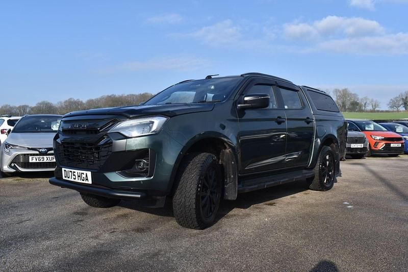 Used Isuzu D-Max 2025 Green Pickup