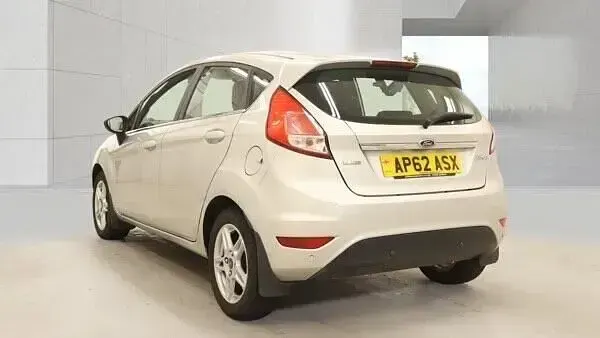 Used Ford Fiesta Zetec 2013 Silver Hatchback