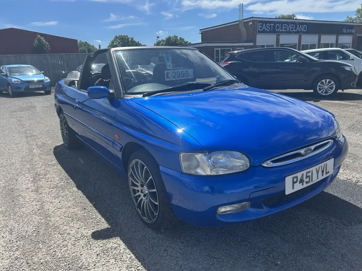 Used Ford Escort Cabriolet Ghia 1998 Blue Cabriolet