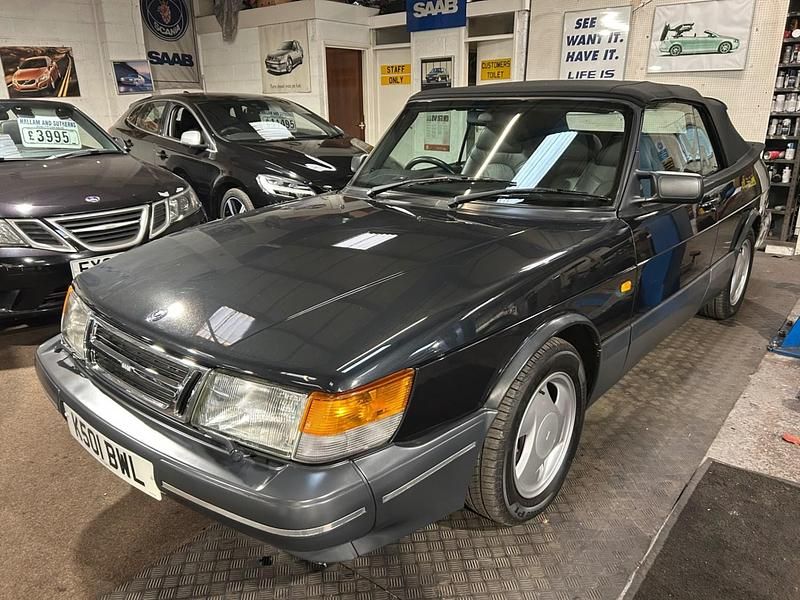 Black Used 1993 Saab 900 Cabriolet Aero Cabriolet | £16,995 - Image 1/4