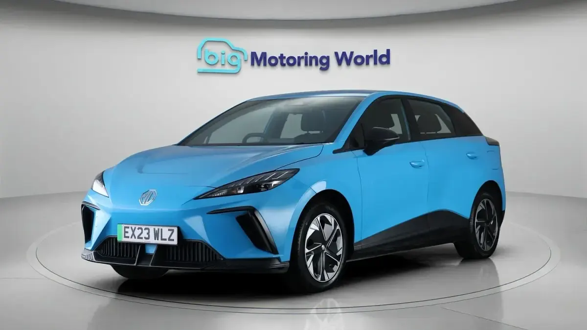Used MG MG4 EV SE 319 kW (435 HP) 2023 Blue Hatchback