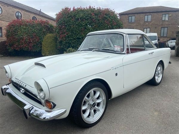 White Used 1966 Sunbeam Tiger Cabriolet | £62,500 - Image 1/1
