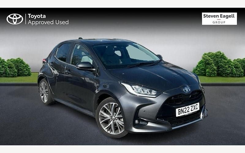 Used 2025 Toyota Yaris Hybrid Hatchback | £19,592 (Fair price) - Image 1/4