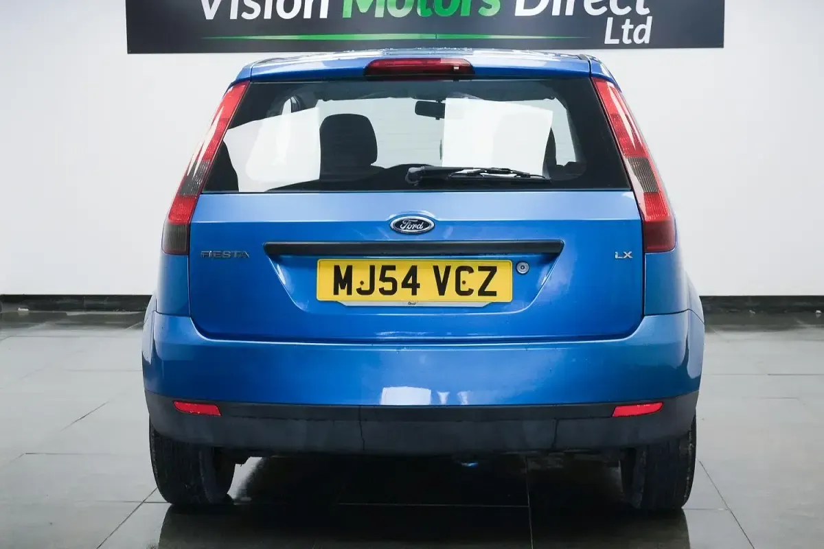 Used Ford Fiesta 80 HP (58 kW) 2004 Blue Hatchback