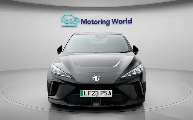 Usado MG MG4 EV Trophy 150 kW (204 HP) 2025 Citadino