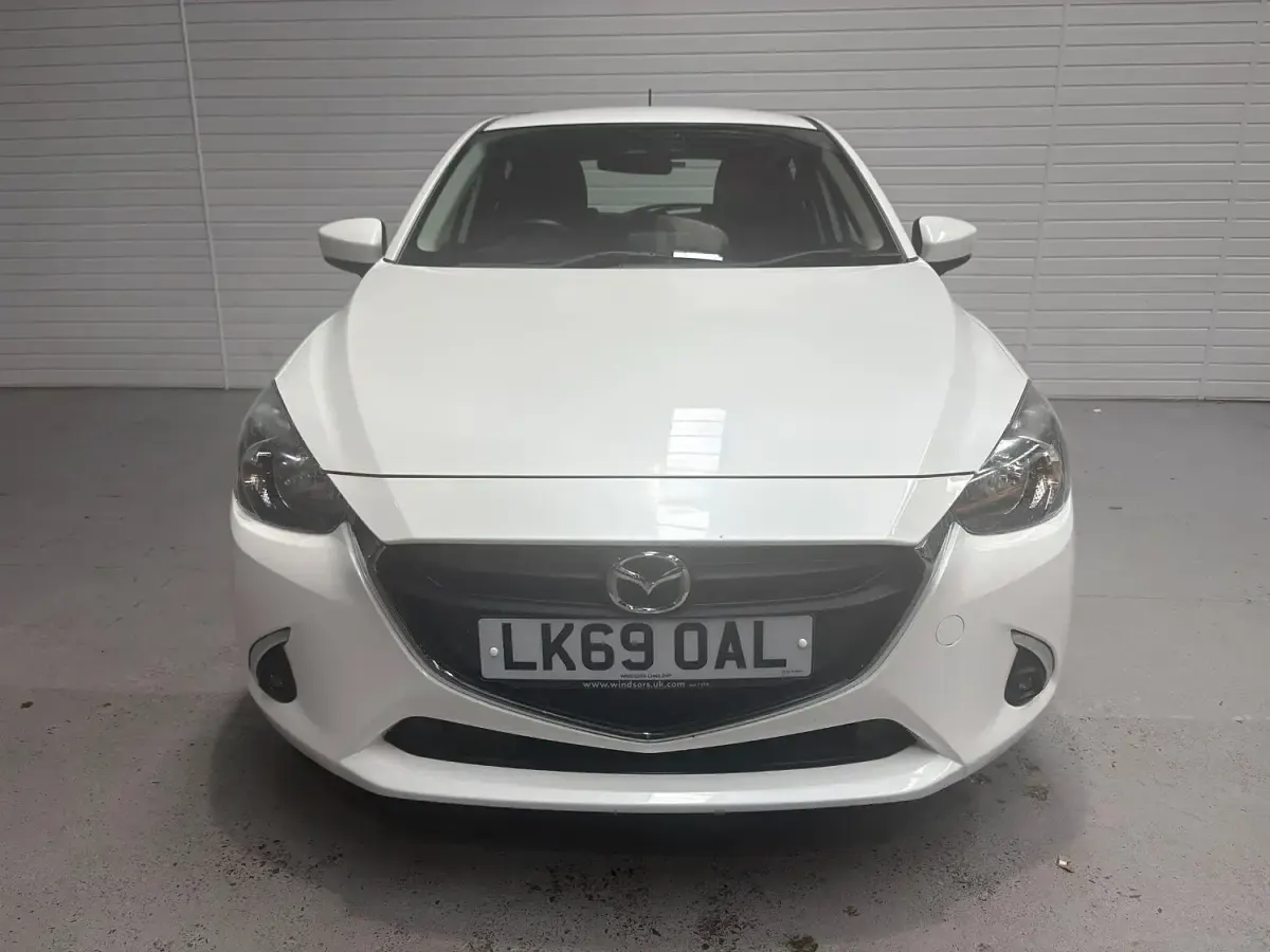 Used Mazda 2 2019 White Hatchback