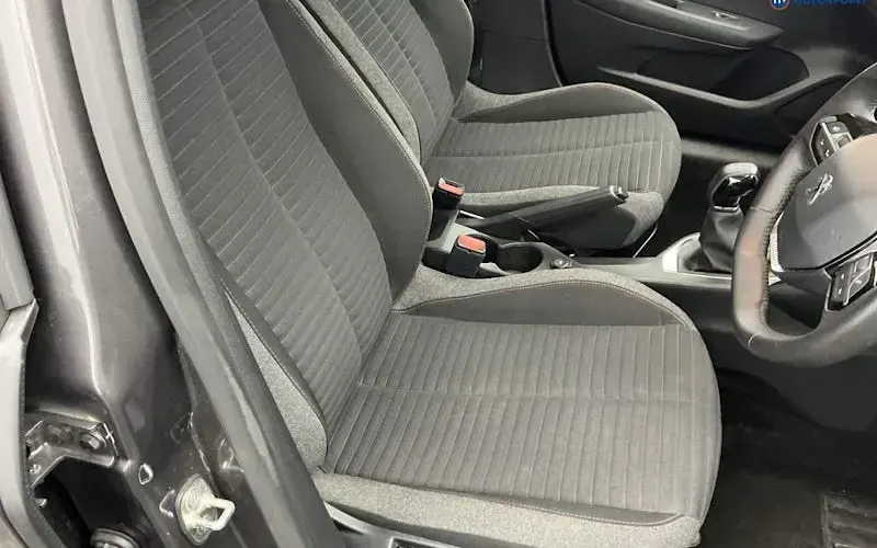 Used Peugeot 208 Active+ 75 HP (55 kW) 2022 Grey Hatchback