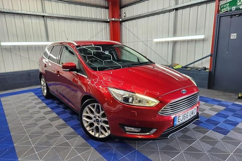 Used Ford Focus Titanium X 2016 Red Estate