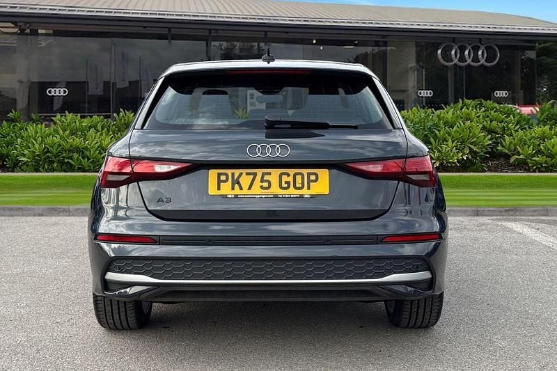 Begagnad Audi A3 e-tron Sport 204 HK (150 kW) 2025 Grå Halvkombi