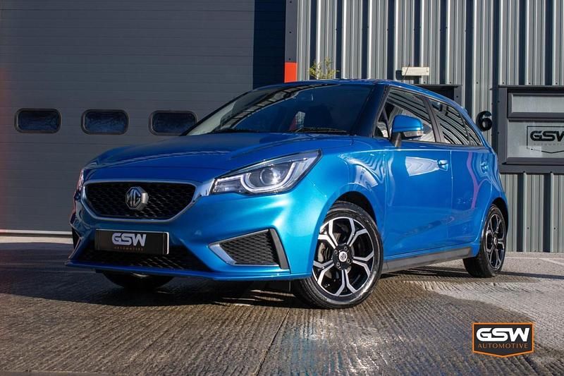 Used MG MG3 Exclusive 106 HP (77 kW) 2023 Blue Hatchback