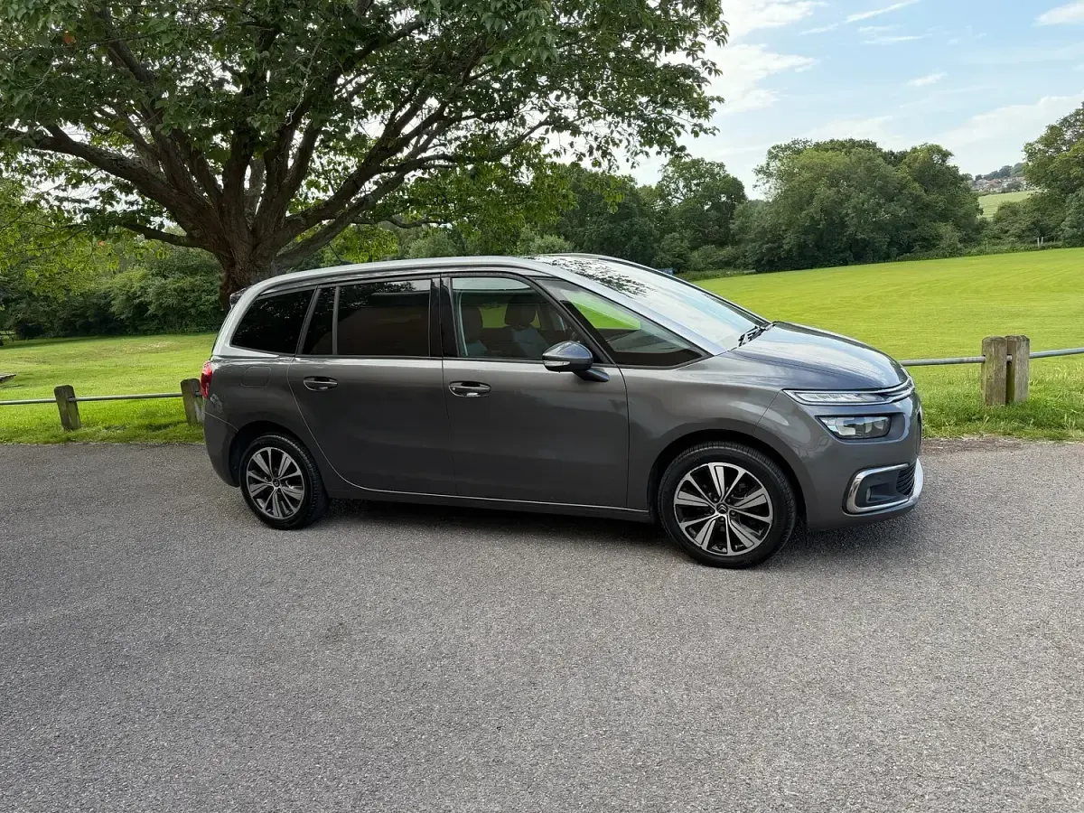 Used Citroën Grand C4 Picasso Feel 130 HP (95 kW) 2018 Grey MPV