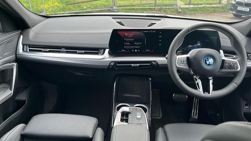 Used BMW iX2 M Sport 227 kW (309 HP) 2025 White SUV