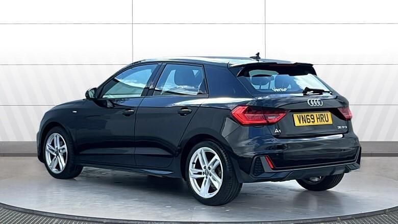 Usado Audi A1 S-Line 150 HP (110 kW) 2020 Preto SUV