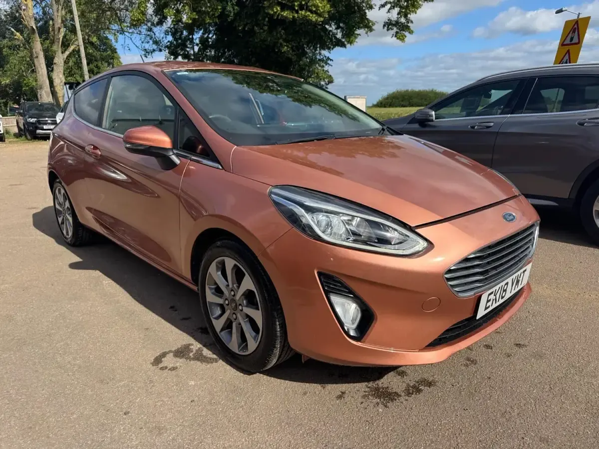 Used Ford Fiesta Zetec 83 HP (61 kW) 2018 Bronze Hatchback