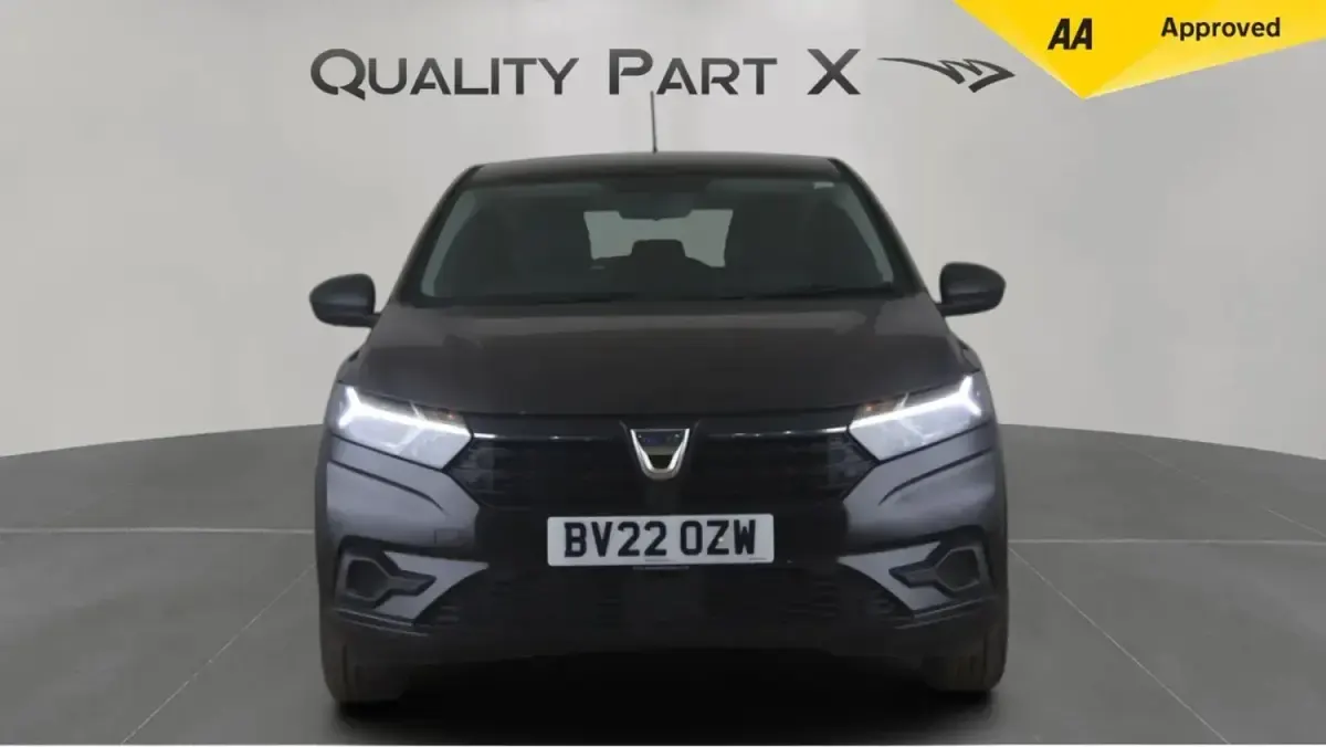 Gebraucht Dacia Sandero Essentiel 91 PS (66 kW) 2022 Schwarz Kleinwagen