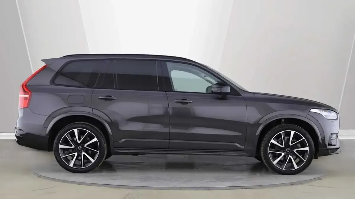 Used Volvo XC90 Plus 235 HP (172 kW) 2023 SUV