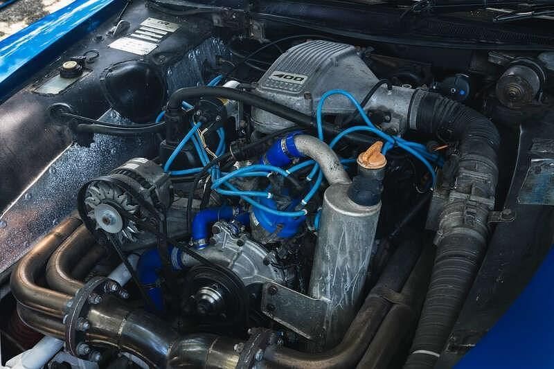 Image 3/4
