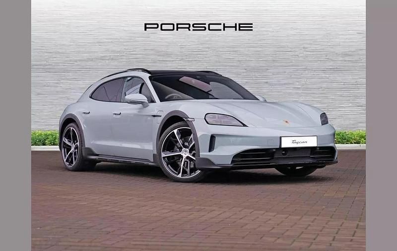Green Used 2025 Porsche Taycan Cross Turismo Sedan | £85,990 (Fair price) - Image 1/4