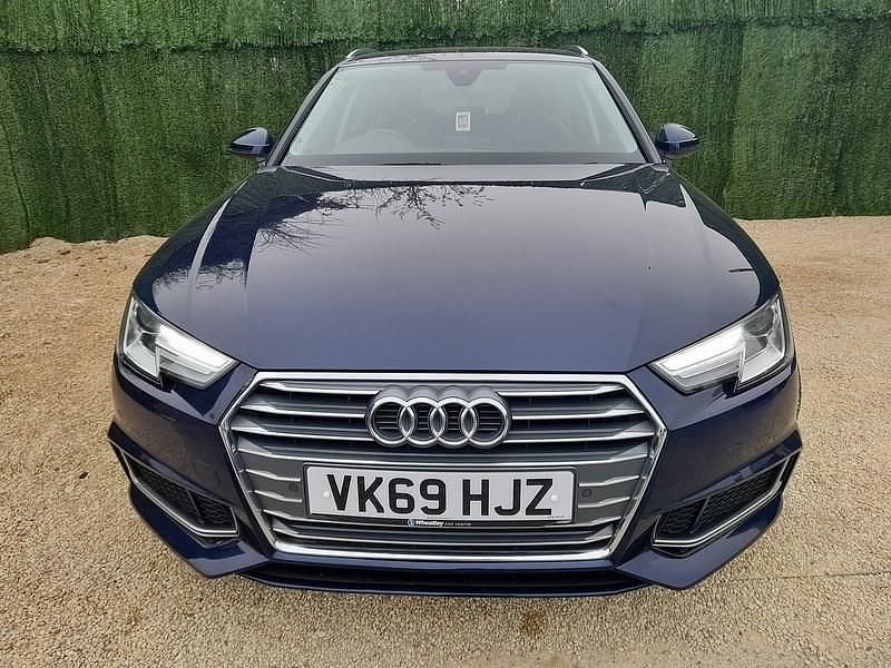 Used Audi A4 Sport 150 HP (110 kW) 2019 Blue Estate