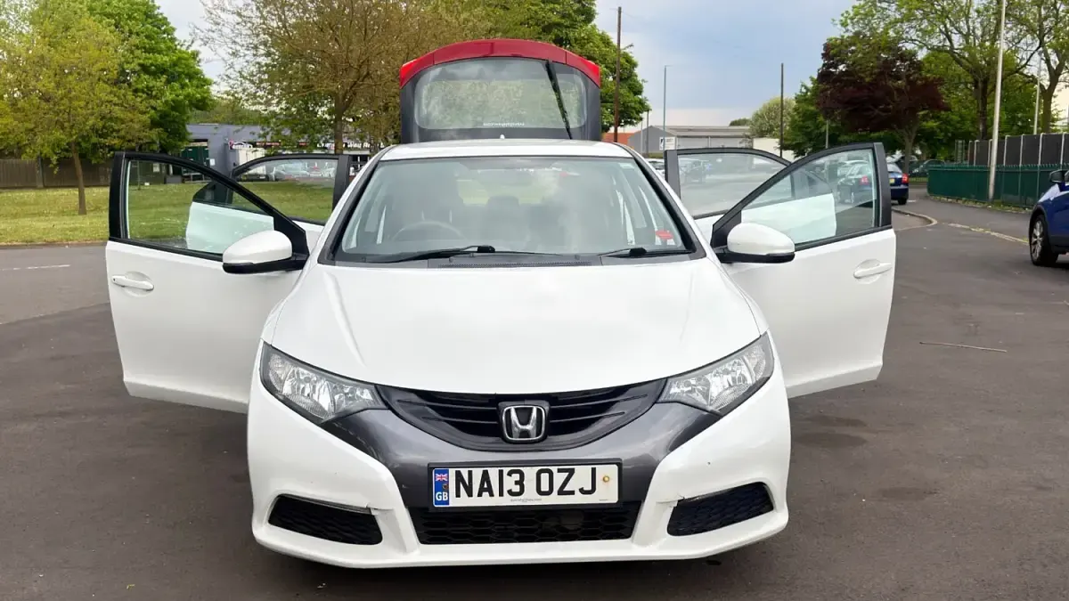 Begagnad Honda Civic SE 2013 Vit Halvkombi