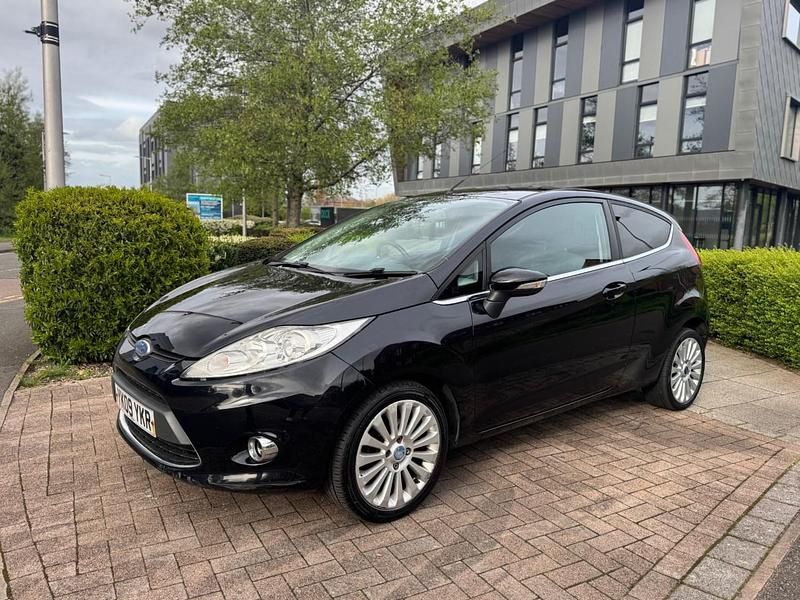 Used Ford Fiesta Titanium 96 HP (70 kW) 2009 Black Hatchback
