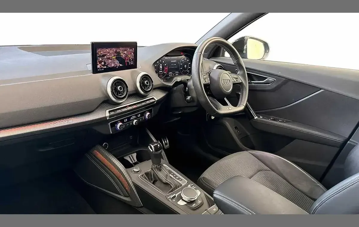 Used Audi SQ2 Black Edition 300 HP (220 kW) 2022 Blue SUV