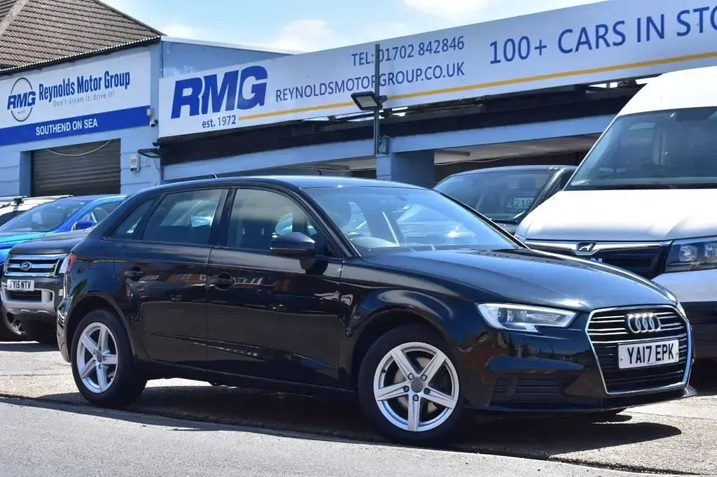 Used Audi A3 Sportback Design 116 HP (85 kW) 2017 Hatchback