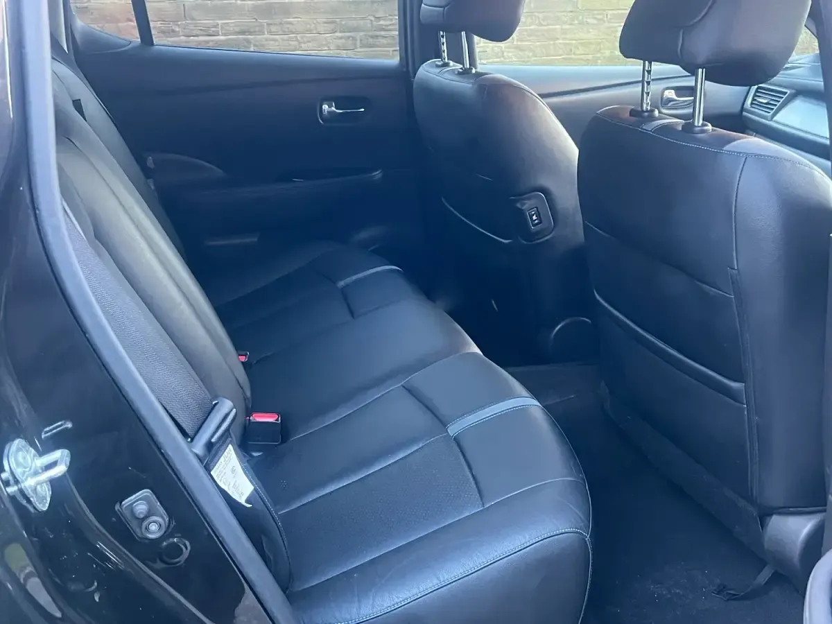 Used Nissan Leaf Tekna 110 kW (150 HP) 2019 Black Hatchback
