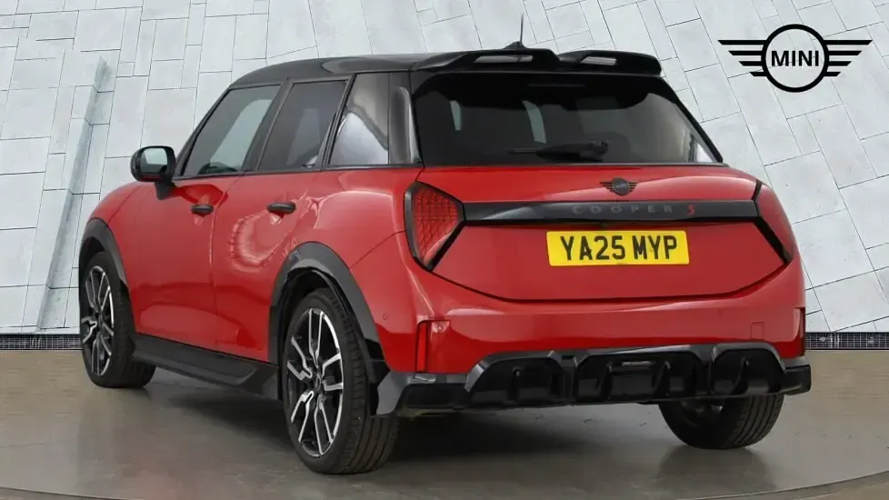 Gebraucht Mini Cooper S Hatch 201 PS (147 kW) 2025 Rot Kleinwagen