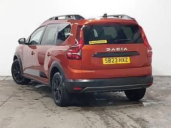 Used Dacia Jogger Extreme 109 HP (80 kW) 2023 Brown MPV