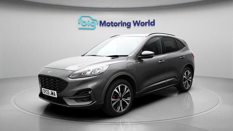 Used Ford Kuga ST-Line X 225 HP (165 kW) 2023 Grey SUV