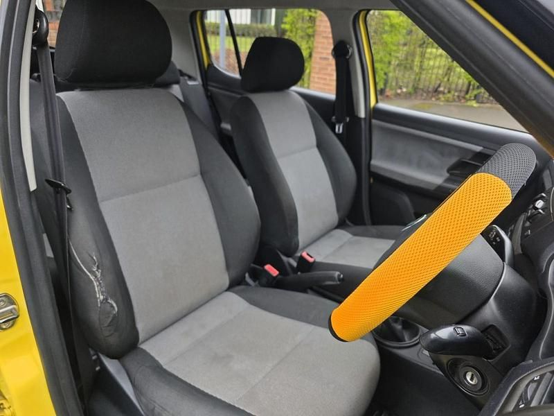 Used Skoda Fabia 2010 Yellow Hatchback