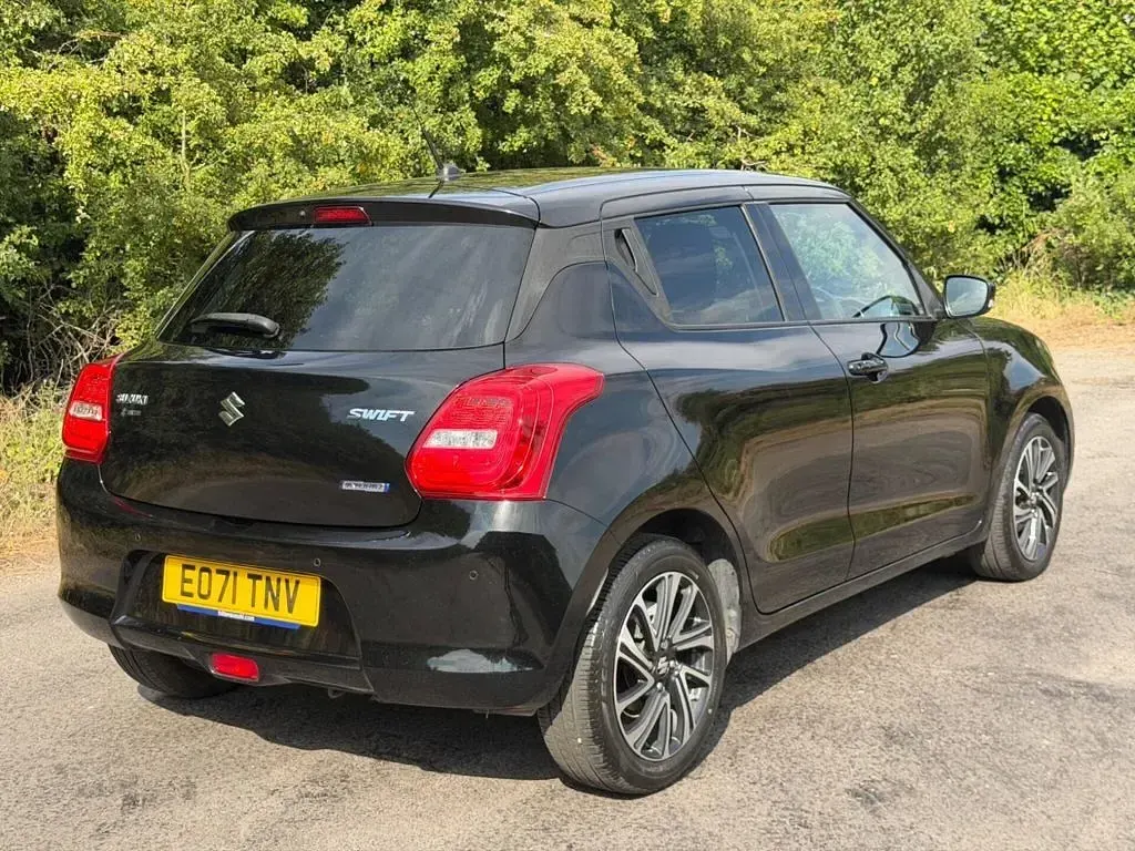 Used Suzuki Swift SZ5 83 HP (61 kW) 2021 Black Hatchback