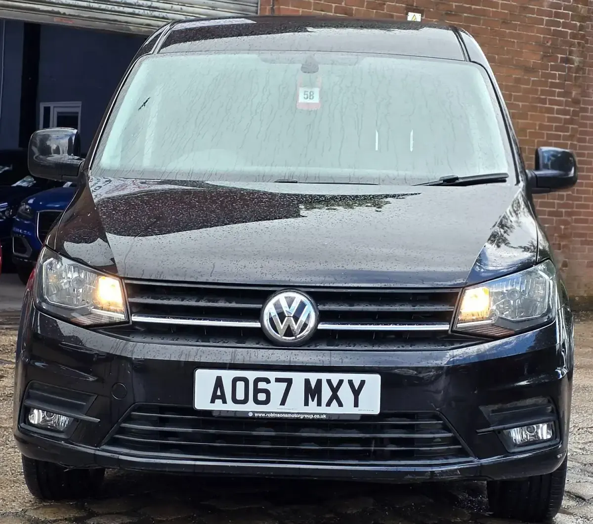 Used VW Caddy Maxi Highline 2017 Black MPV