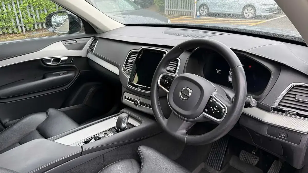 Used Volvo XC90 Plus 2022 Blue SUV
